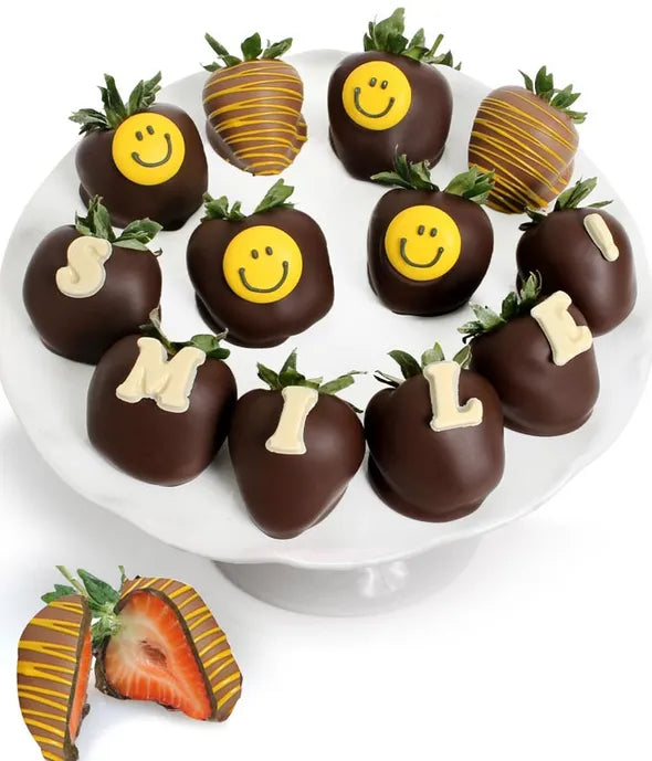 SMILE Chocolate Covered Strawberries - ROSE GARDEN
