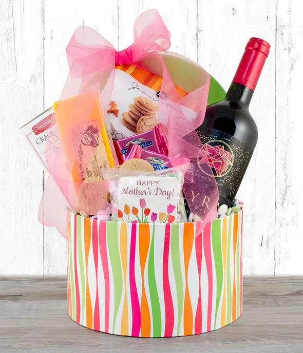 Red Wine & Cheese For Mom Gift Basket - ROSE GARDEN