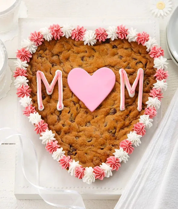 Love You Mom Cookie Cake - ROSE GARDEN