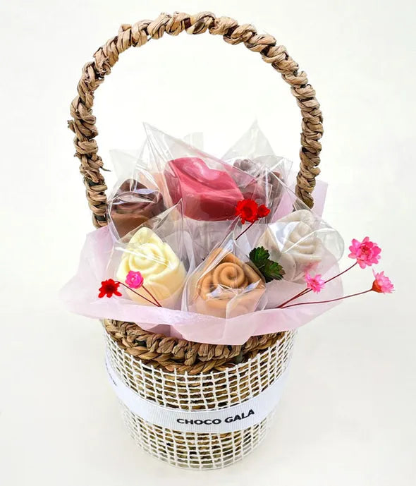 Besos in a Basket - ROSE GARDEN