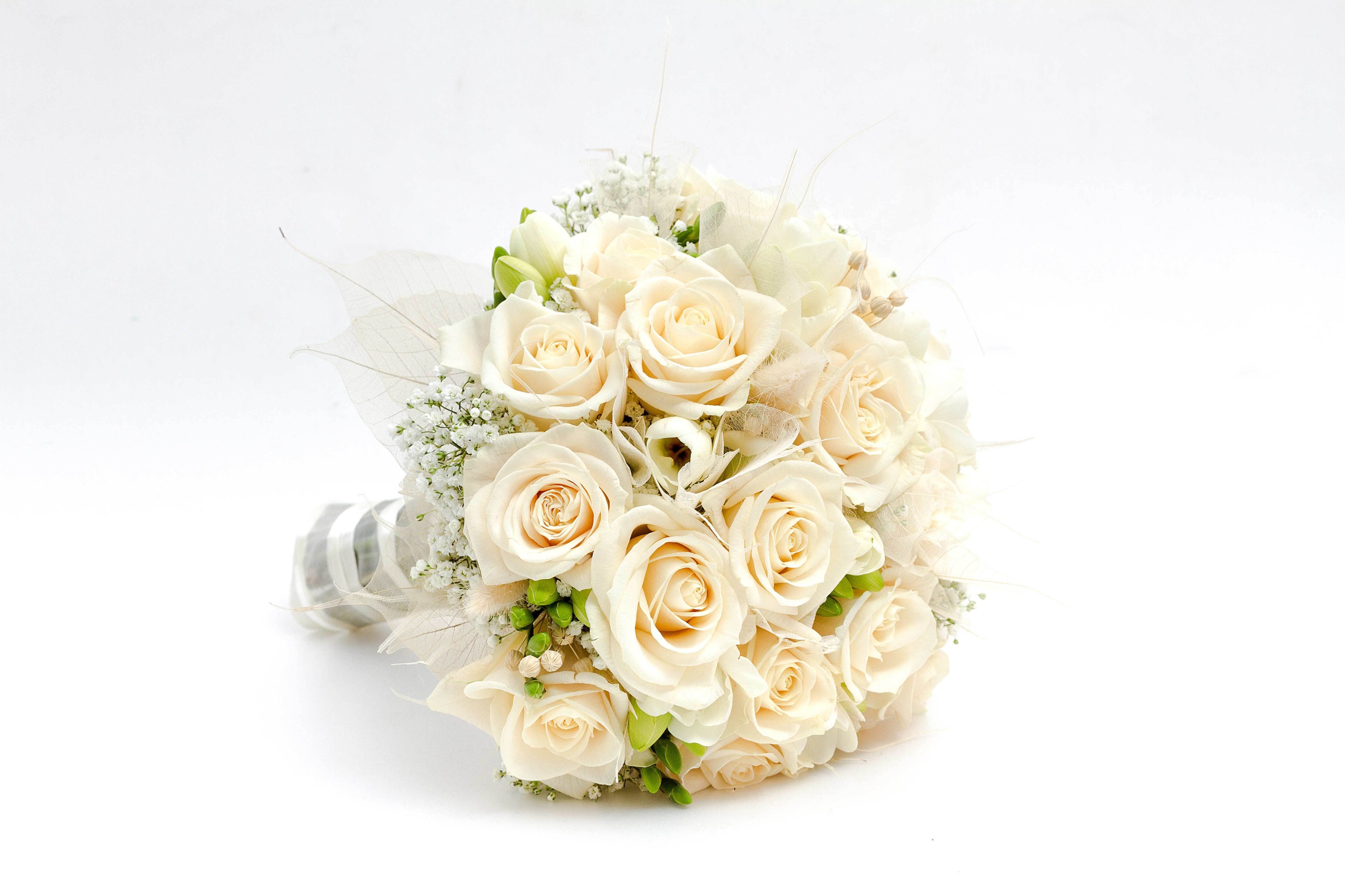 White Roses wedding bouquet - ROSE GARDEN